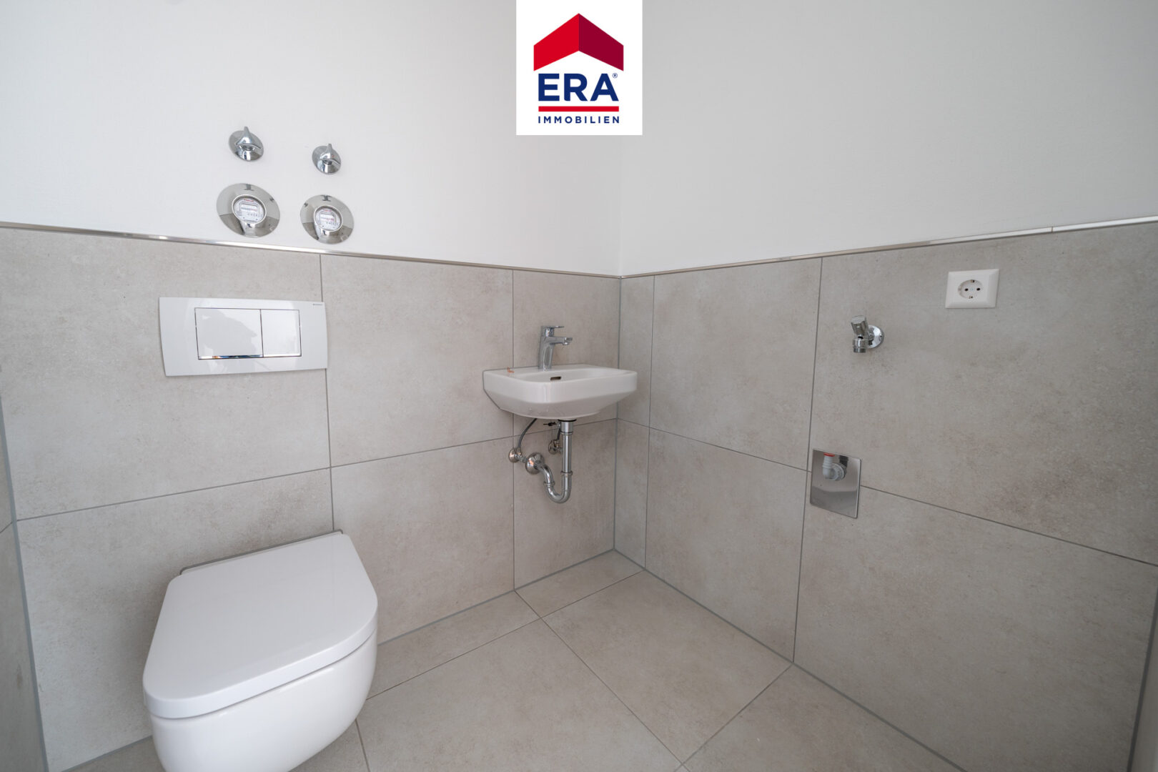 separates WC mit Lüftung