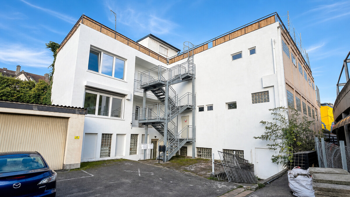 6Wohn-und Gewerbeimmobilie