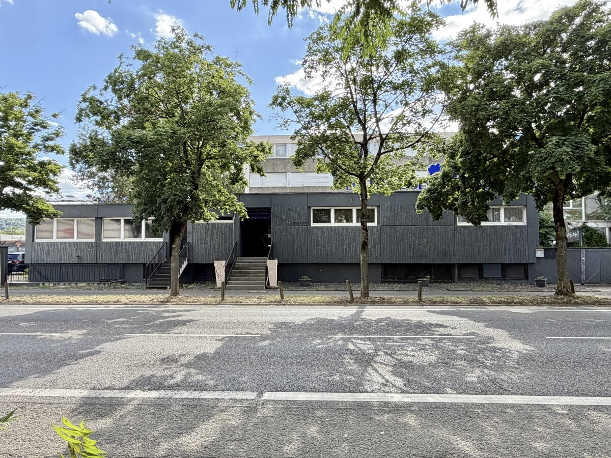 Straßenansicht